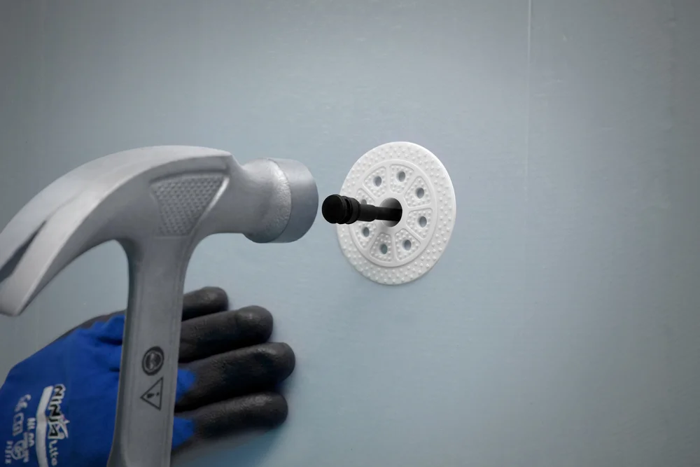 Cheville avec clou de polyamide pour fixation de panneaux isolants - Polypropylène image