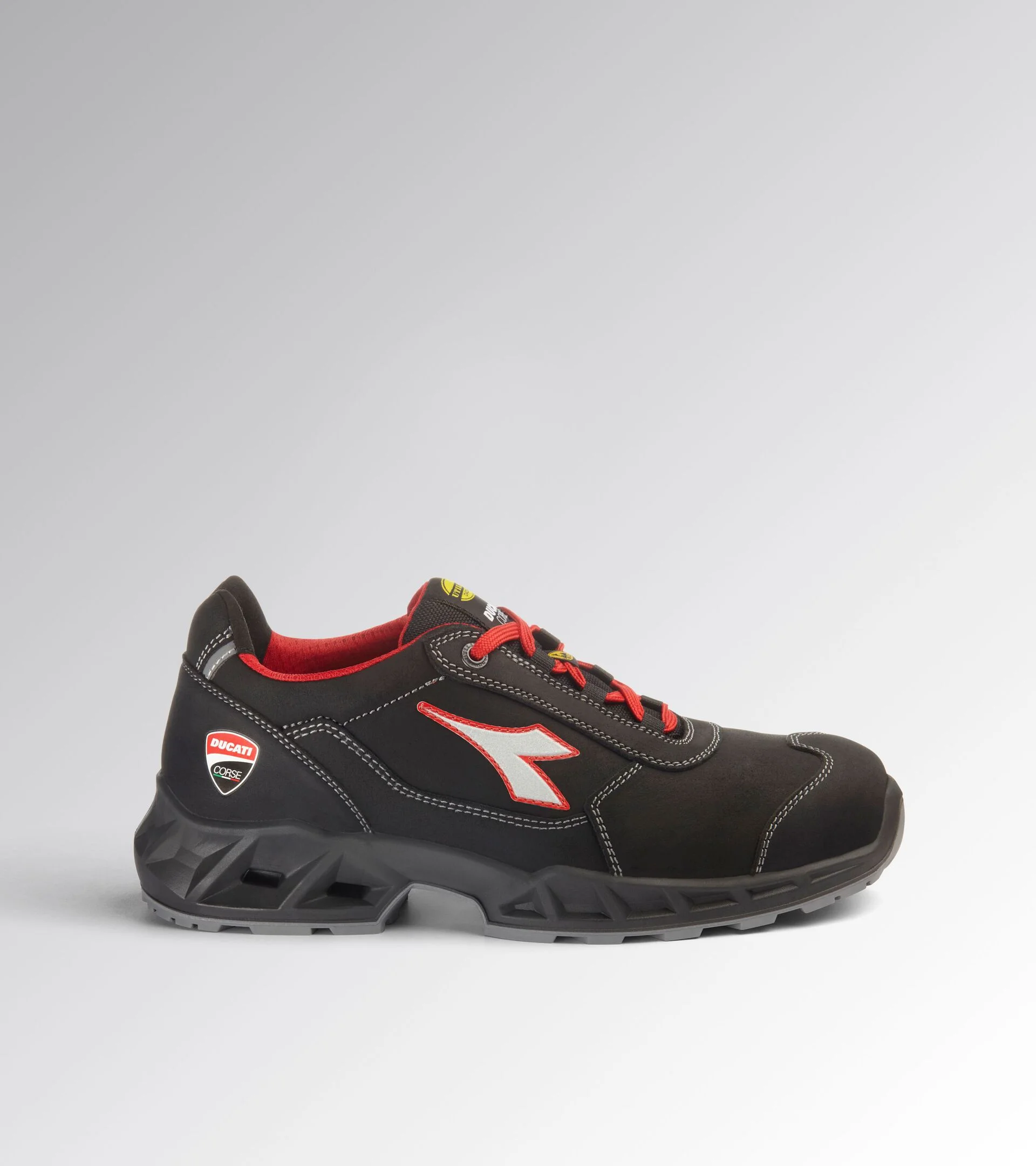 Chaussures de sécurité basses DUCATI SHARK ENGINE S3S FO SR SC ESD - Noir/Rouge image