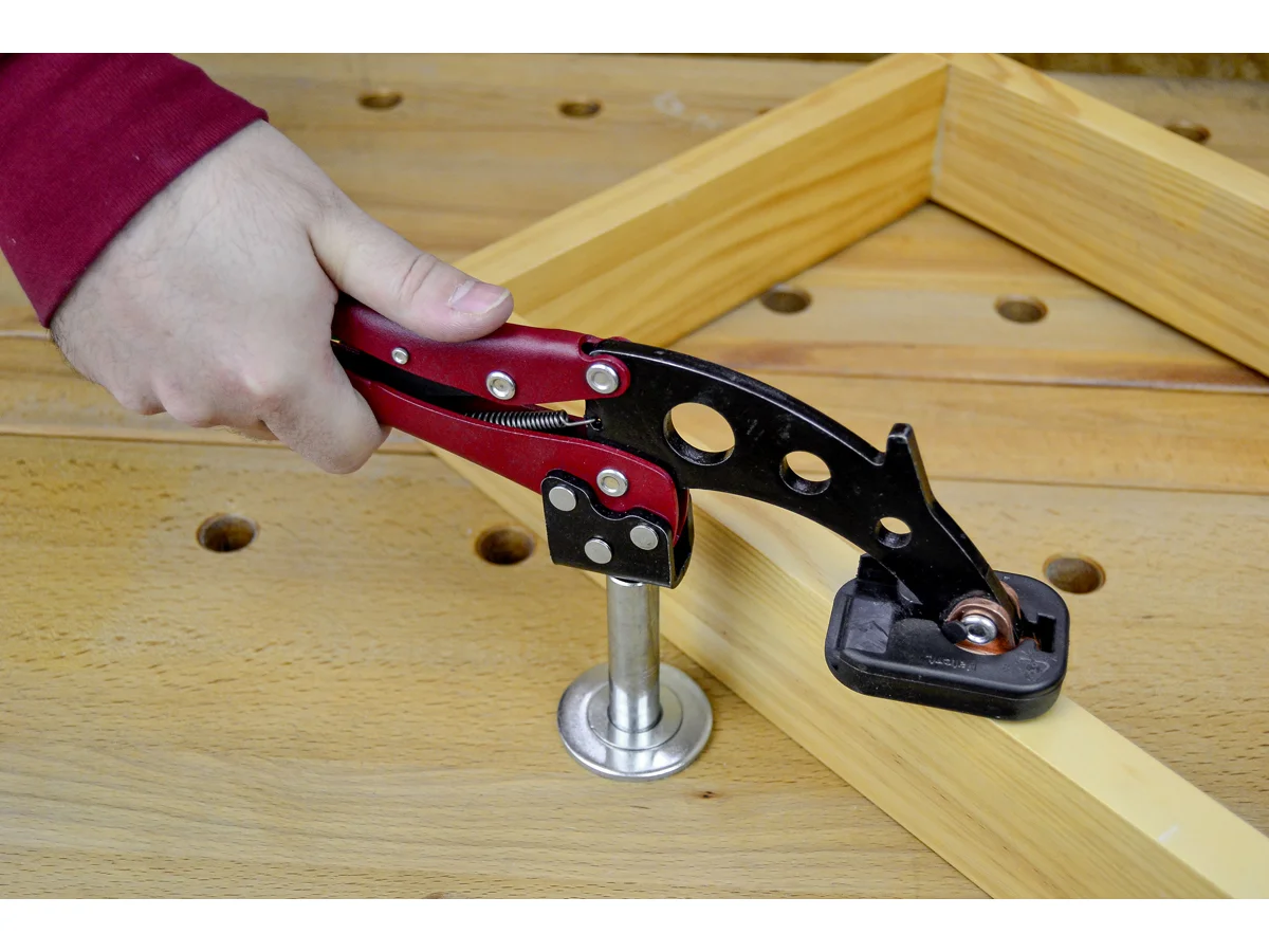 Pince grip pour table de soudure - TGA image