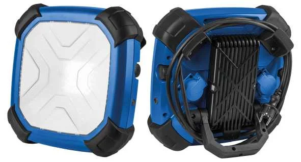 LAMPE DE CHANTIER LED 80W "CROSSLINE F” CORDON 3M H07RN-F 3G2,5 SUPPORT RABATTABLE 2 PRISES NF image